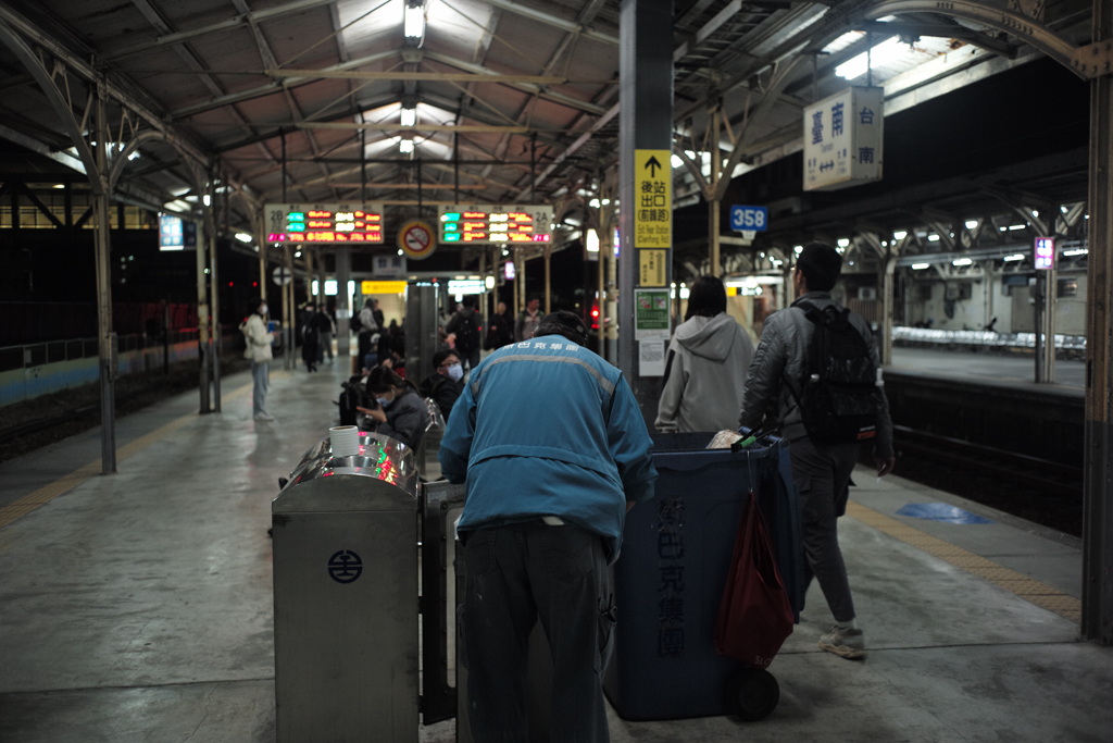 台南駅