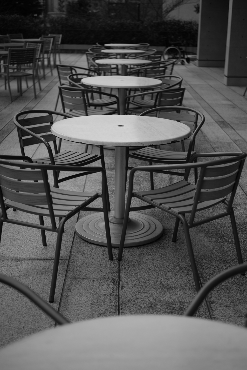 椅子とテーブル in Tokyo