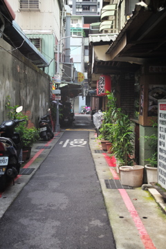 台北路地裏