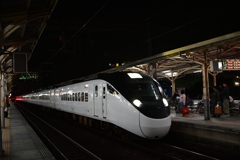 夜の台南駅