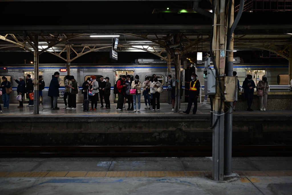 夜の台南駅