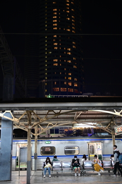 夜の台南駅