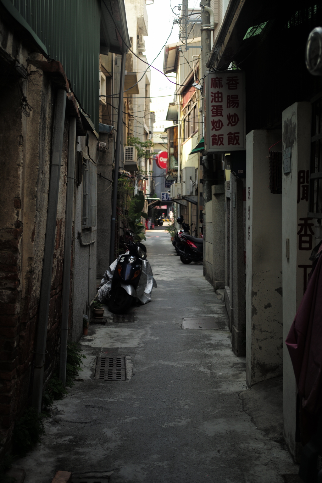台湾　台南　路地裏（250）
