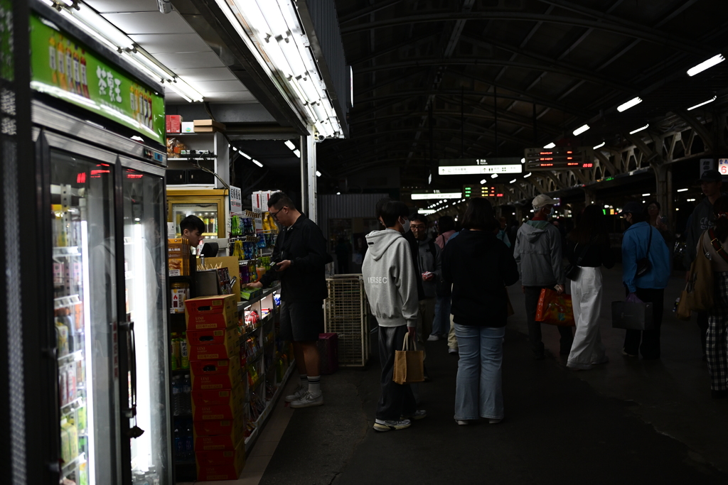 夜の台南駅