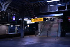 夜の台南駅
