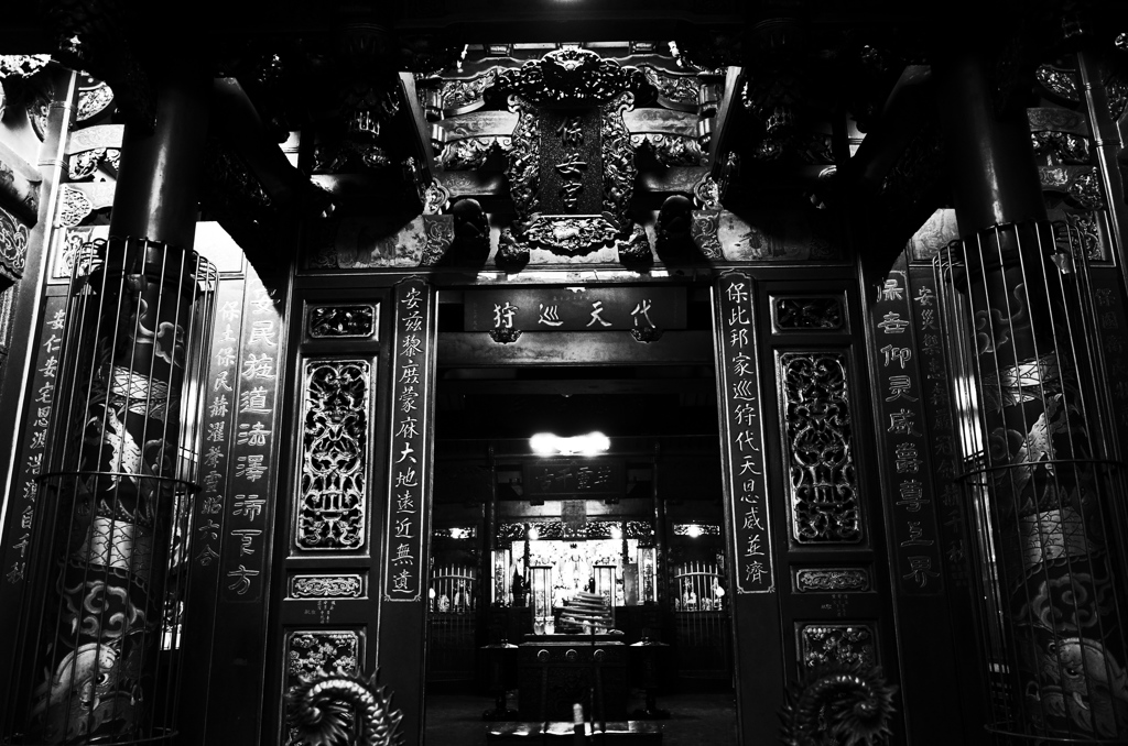 夜の廟02