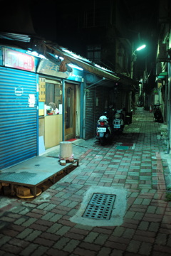 台湾台南夜の路地裏その２