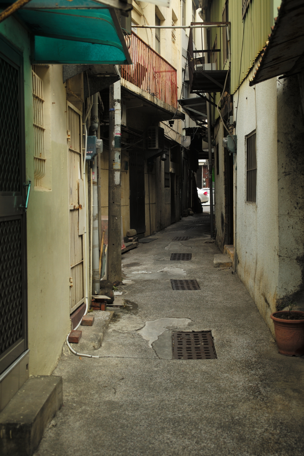 台湾　台南　路地裏(678)