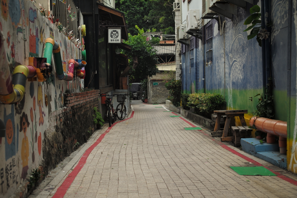 台湾　台南　路地裏(669)