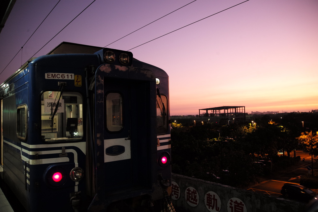 黄昏と電車