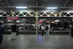 夜の台南駅