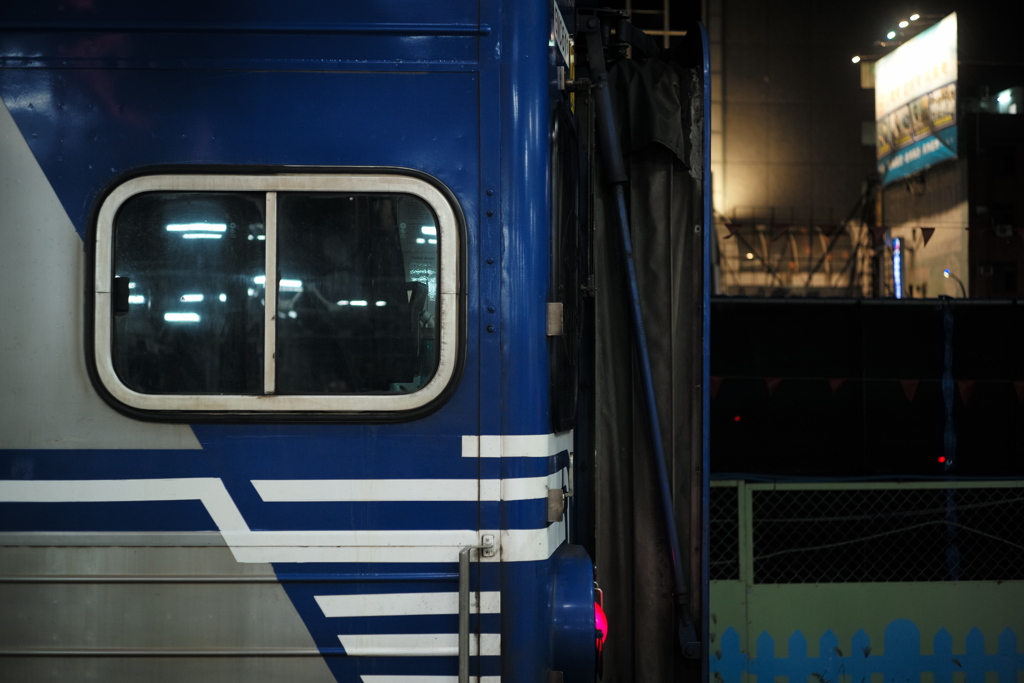 夜の台南駅