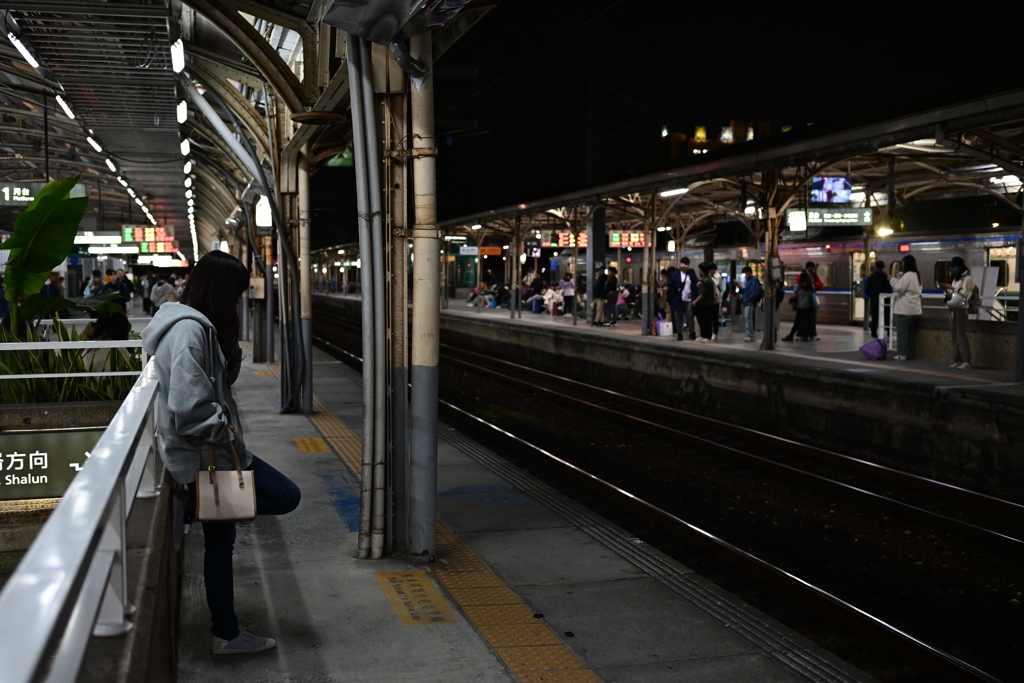 夜の台南駅