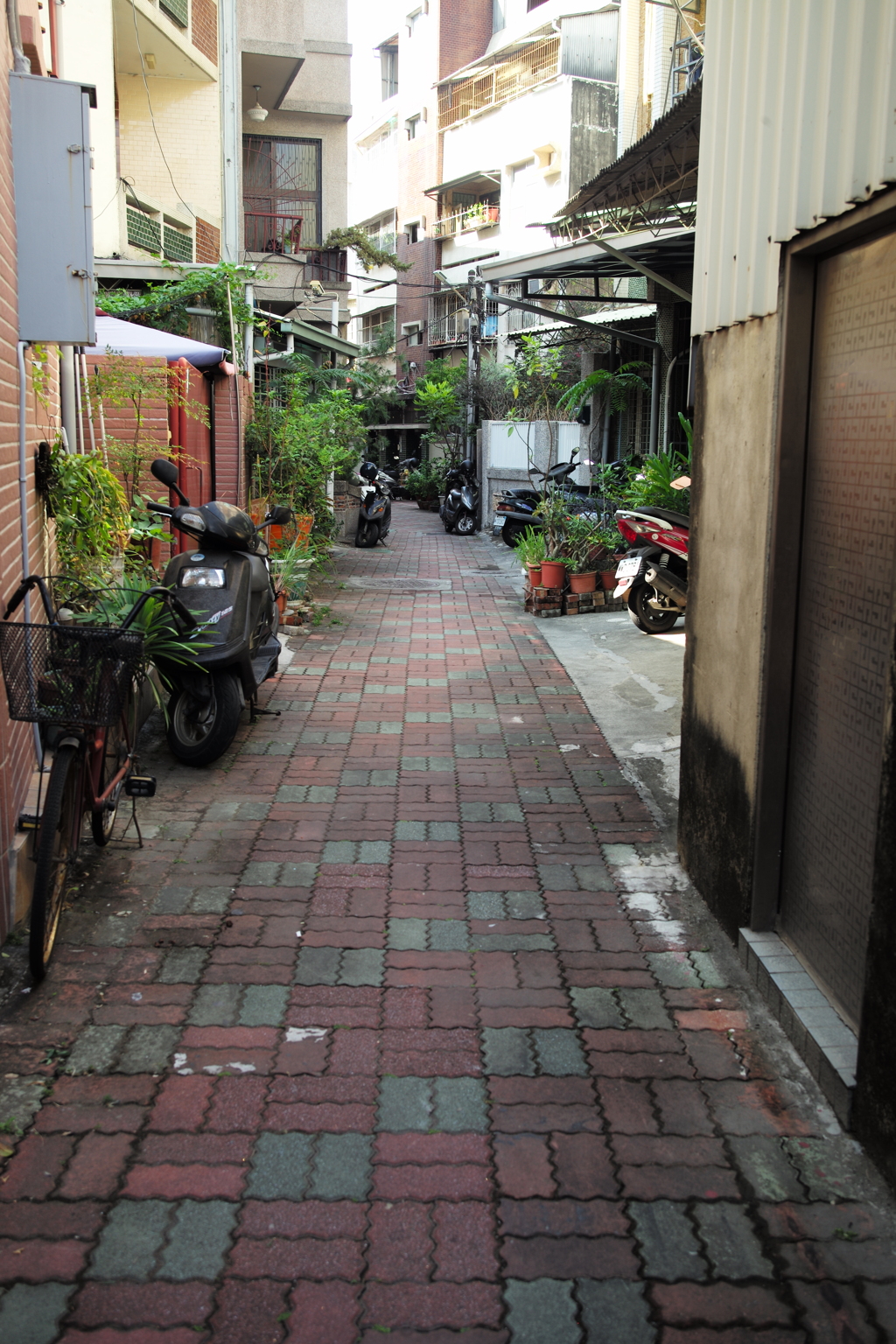 台湾　台南　路地裏（302）