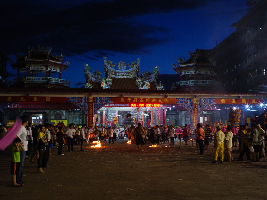 台湾台南廟の祭典　