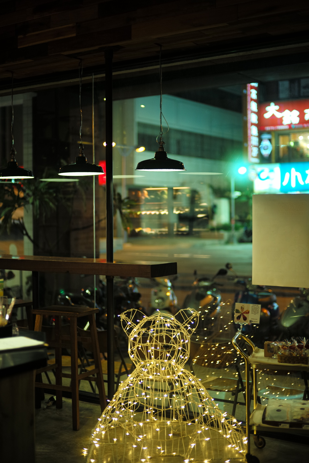 夜のカフェー02