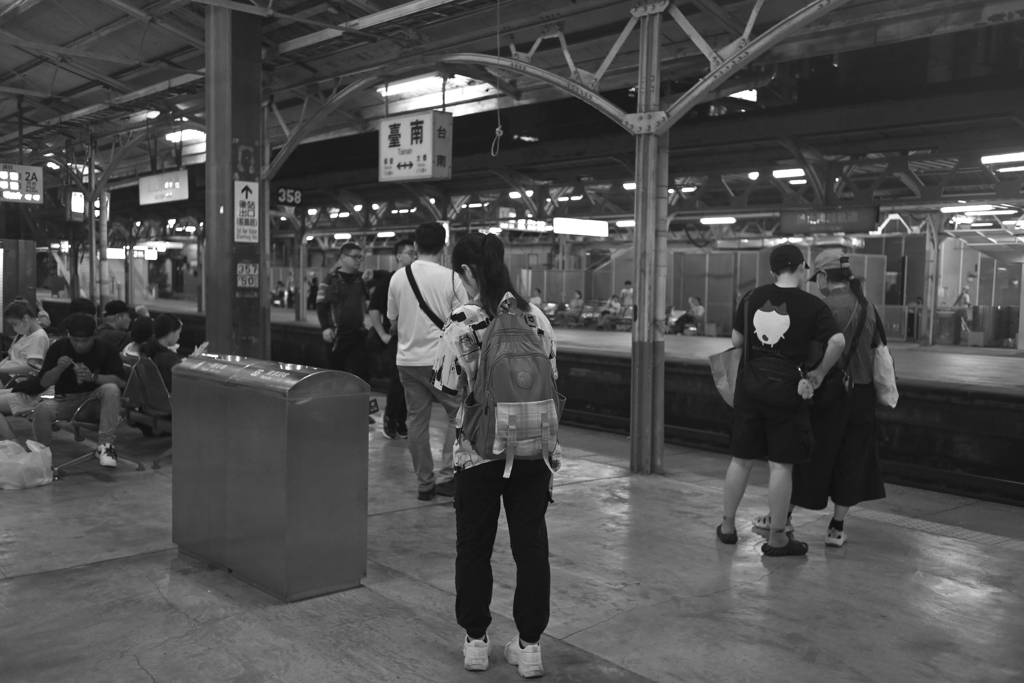 夜の台南駅