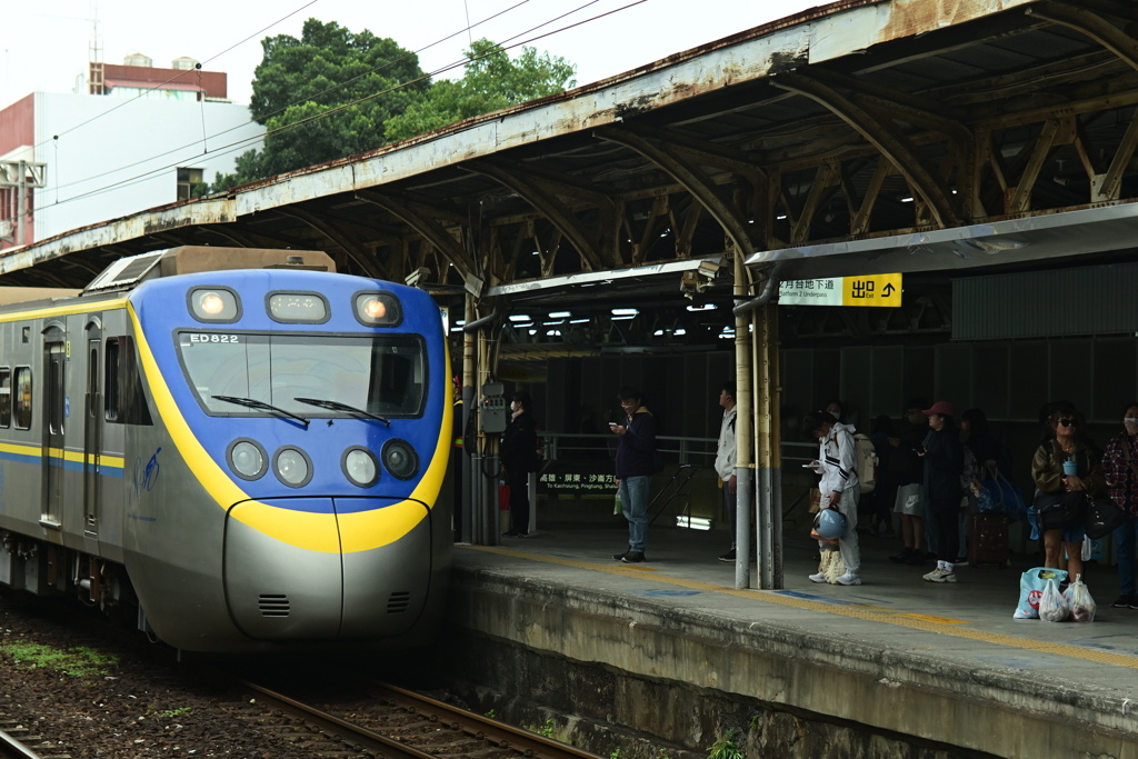 台南駅