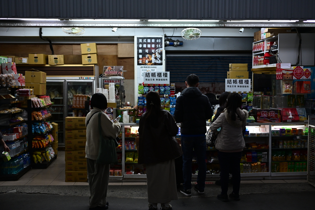 夜の台南駅