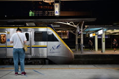 夜の台南駅