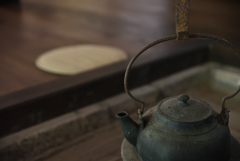 いろり端