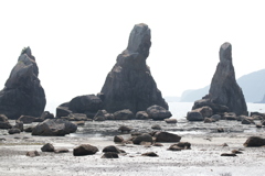 橋杭岩