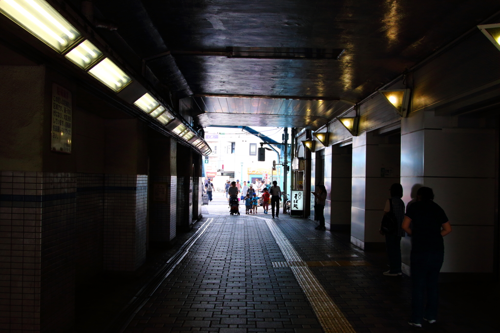 高架下通路