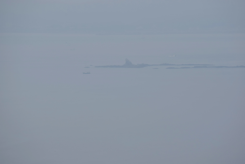 烏帽子岩