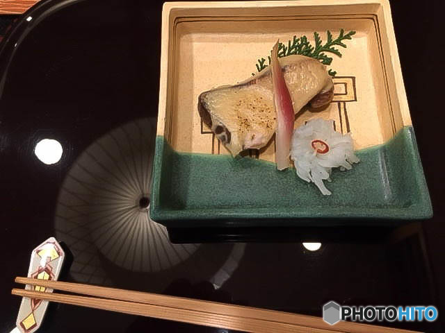 寒鰤酒粕利休焼