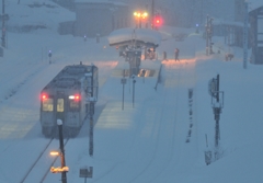 雪の駅