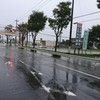 皆さま、足元にお気をつけください