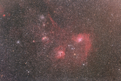 ぎょしゃ座の散光星雲群と散開星団