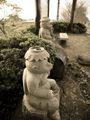 お皿に、お水
