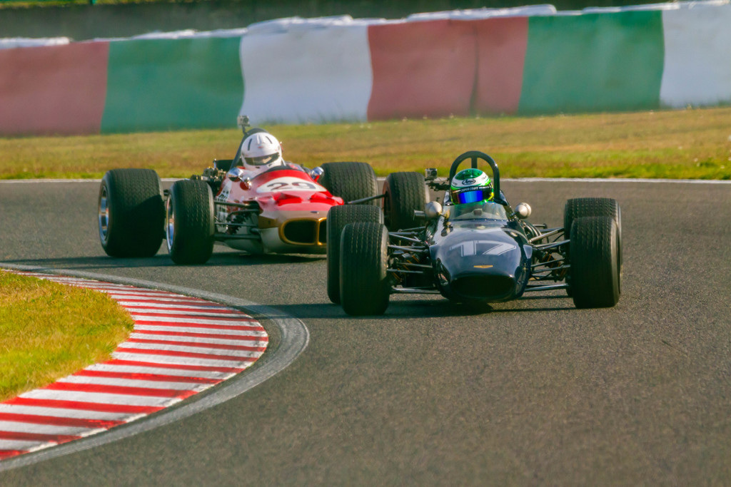 Chevron B15