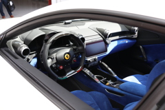 フェラーリ812コンペティツィオーネ