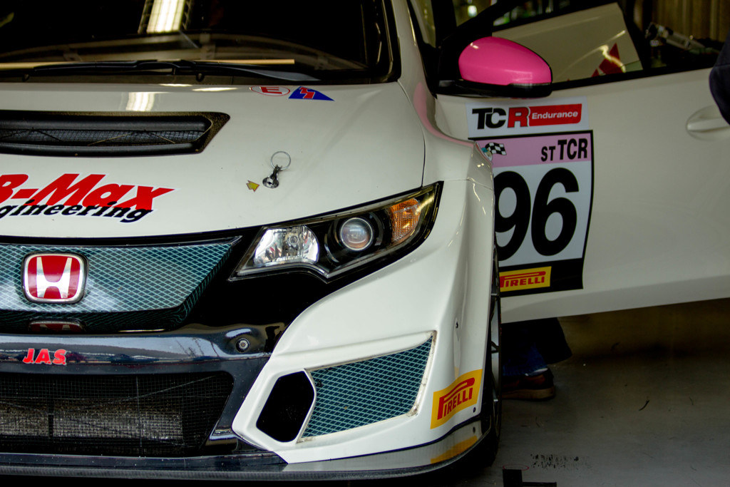 B-MAX Engineering CIVIC TCR
