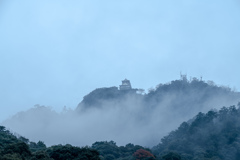 霧に包まれた岐阜城