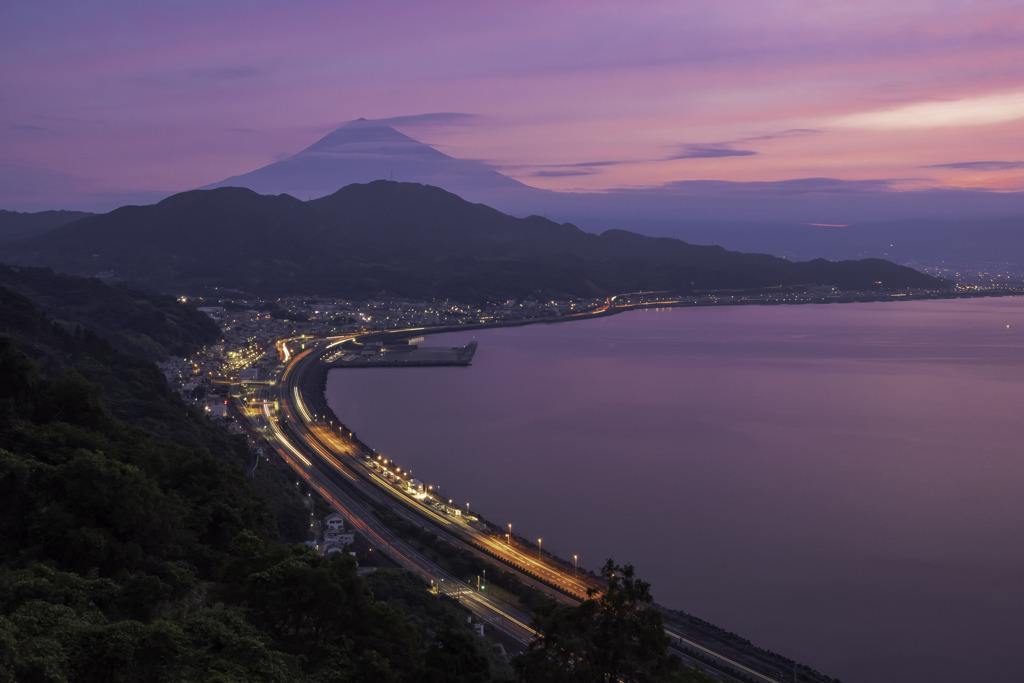 空と海を染める