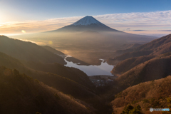 朝陽浴びて