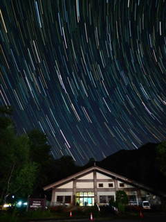 乗鞍自然保護センサーと星空