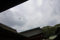 筥崎宮から　一瞬を撮れたかな？