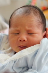 生後2ヶ月の変顔