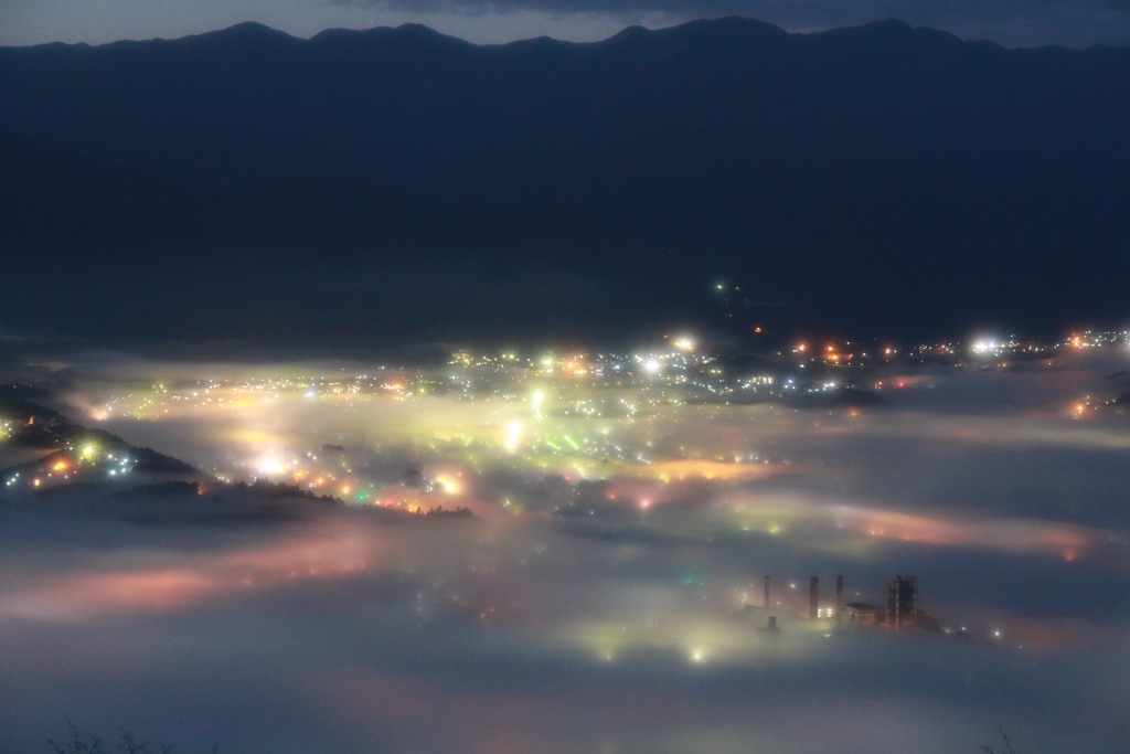 夜明け前の輝き