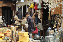 谷中でショッピング