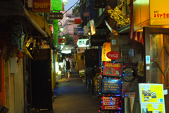 狭い路地街