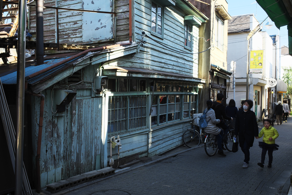 昔ながらのクリーニング屋さん