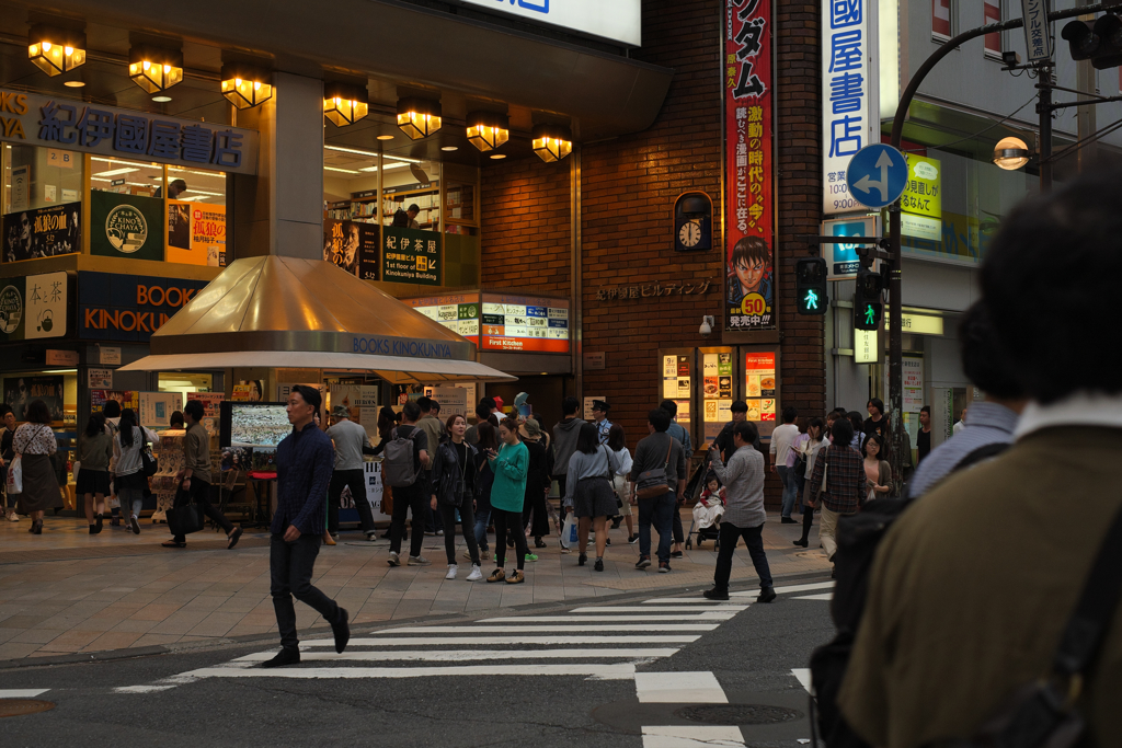 新宿東口
