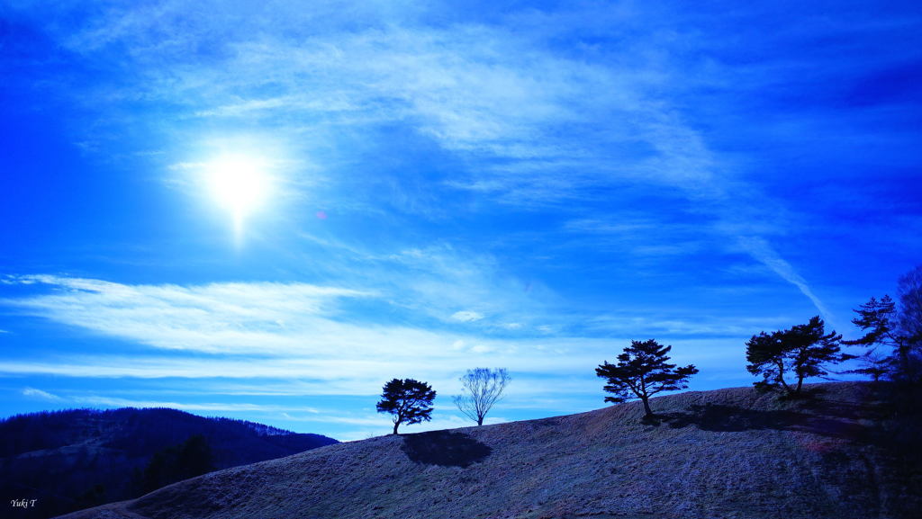青空の丘