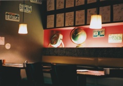 お店の中にて‥