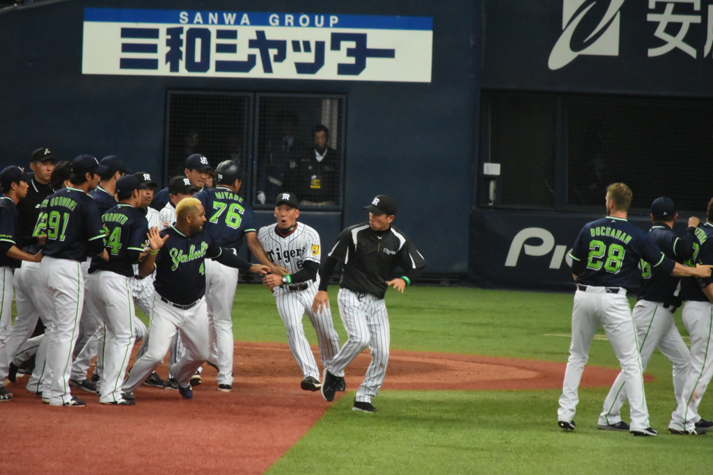 170404 TvsSw  矢野VSバレンティン